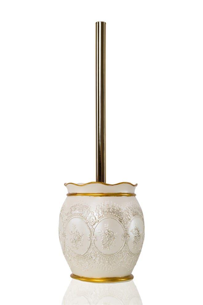 celine-tuvalet-fircasi-beyaz-65-286(2)